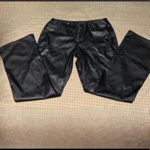 Ladies leather look, rhinestone deco zipper, relax cut pants